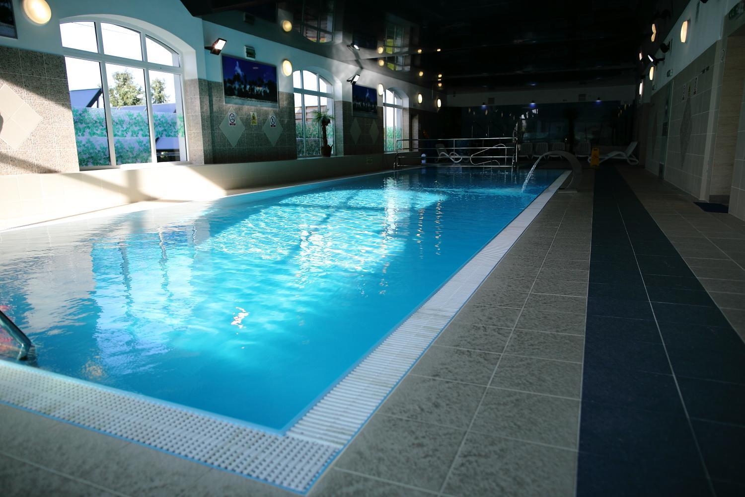 Hotel Kalchem Brzozie エクステリア 写真